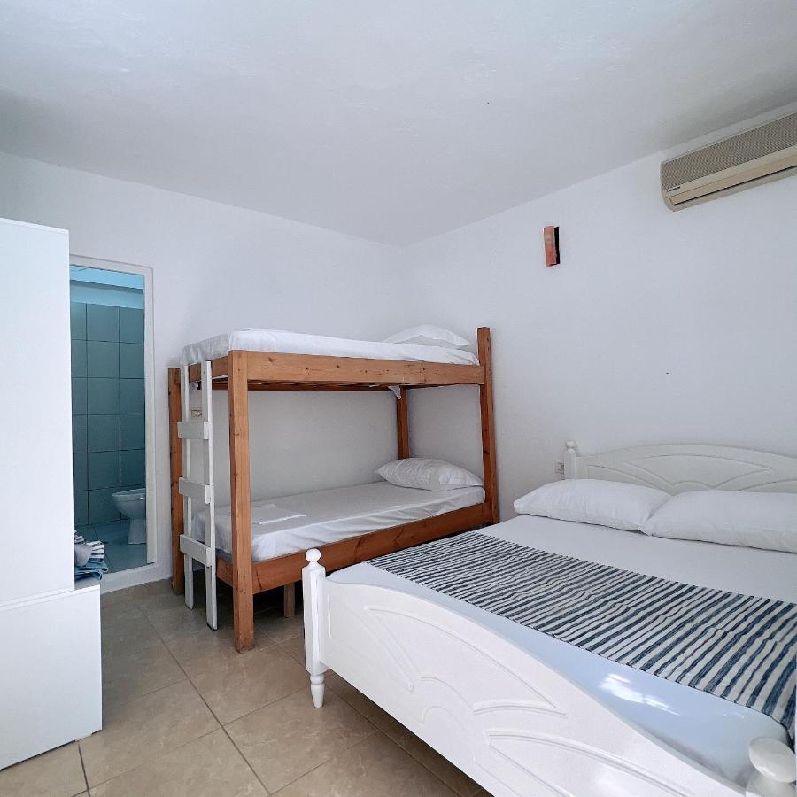 Garden Villa Naza Piqeras Экстерьер фото